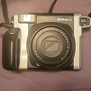 INSTAX 300 WIDE FUJIFILM LENSENS NOT WORKING BUT TURNS OFF AND ON